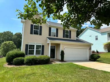 Main picture of 827 Somerton Dr