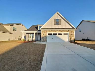 Main picture of 3833 Shire St