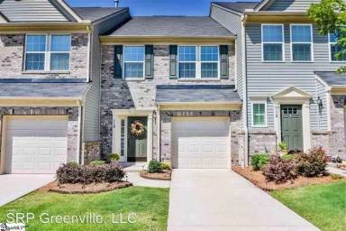 Main picture of 106 Awendaw Way