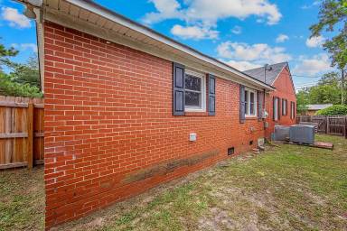 Main picture of 1203 Turnpike Rd