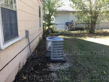 Main picture of 926 SE 6th St