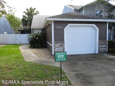 Main picture of 12046 Cobblewood Ln N