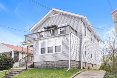 Main picture of 1765 Fairmount Ave