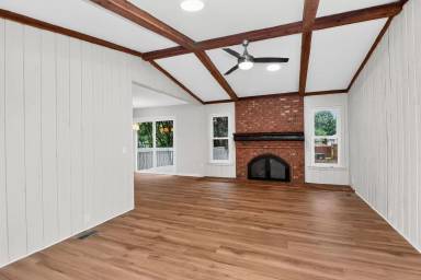 Main picture of 11122 Five Cedars Rd