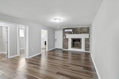 Main picture of 2107 Bolling St