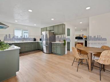 Main picture of 2201-2205 E 24th St