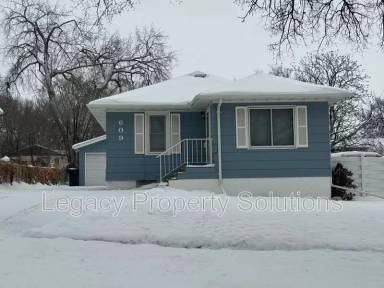 Main picture of 609 N 13th St