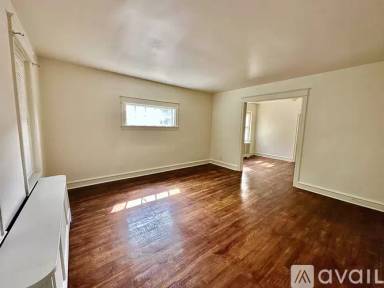 Main picture of 2701 N Broom St