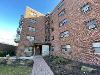 Main picture of 3030 Edwin Ave