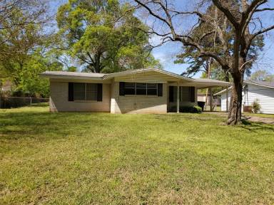 Main picture of 9130 Southwood Dr