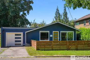 Main picture of 8607 N Wayland Ave