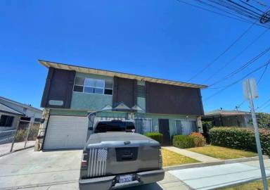 Main picture of 1141 E 16th St