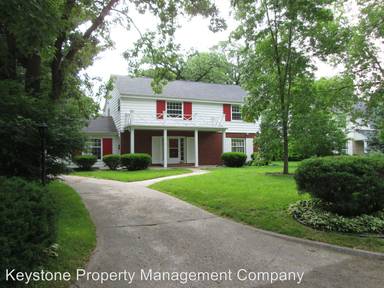 Main picture of 340 Hutchinson Ave