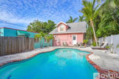 Main picture of 3310 E Maritana Dr