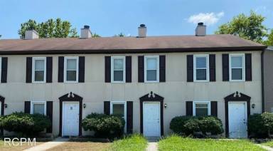 Main picture of 2613 Wynterhall Rd SE