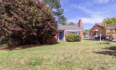 Main picture of 2727 Pelzer Ave