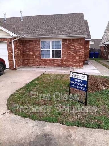 Main picture of 1330 Commerce Dr