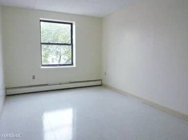 Main picture of 1612 Avenue H