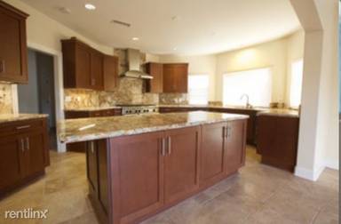 Main picture of 40351 Heirloom Ct