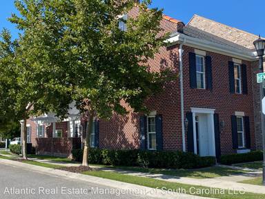 Main picture of 945 Rosencrans Ln