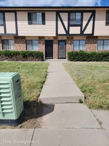 Main picture of 39 Castle Royal Dr