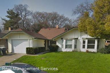 Main picture of 2615 S Whitney Blvd