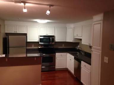 Main picture of 21 Pine St