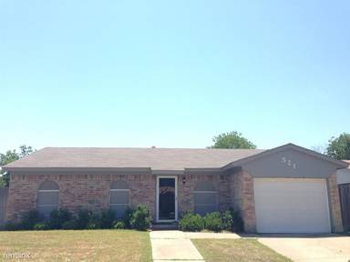 Main picture of 521 Annapolis Dr