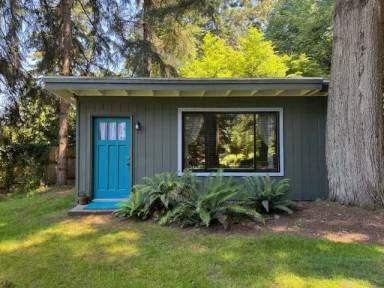Main picture of 9223 SW Harbor Dr