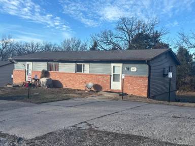 Main picture of 1071 E North Kathryn