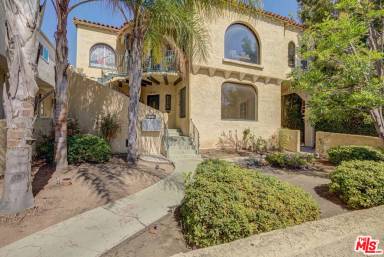 Main picture of 4427 1/2 Finley Ave