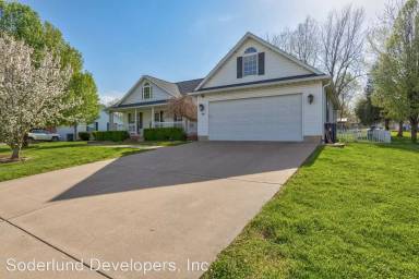 Main picture of 813 Murphys Way