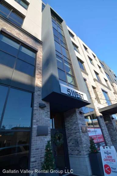 Main picture of 5 W Mendenhall St Apartments