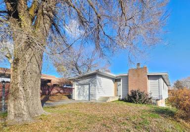 Main picture of 302 N Argonne Rd