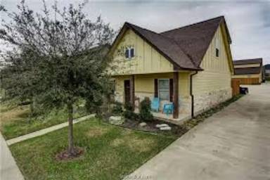 Main picture of 3366 Keefer Loop