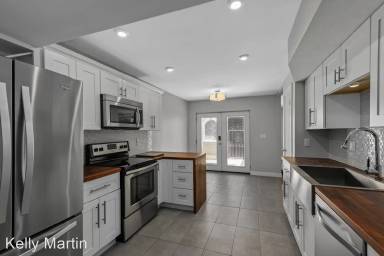 Main picture of 7043 E McDonald Dr