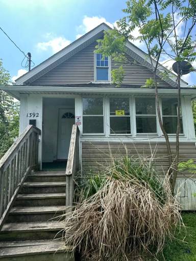 Main picture of 1392 Fawler Ave