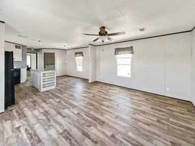 Main picture of 2902 W Jones Rd