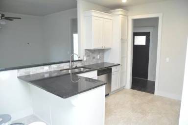 Main picture of 3603 SW Picasso Blvd