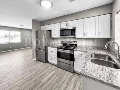 Main picture of 121 Gordon Ave S