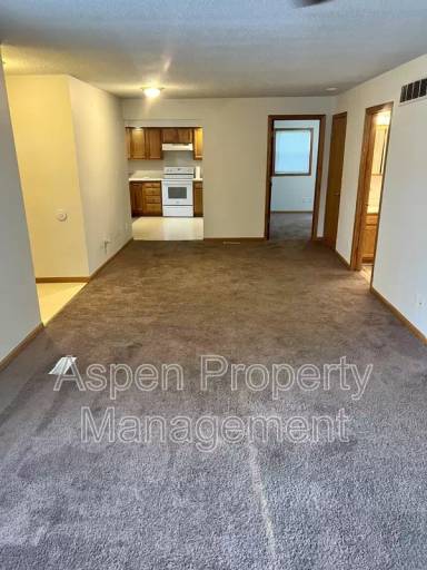 Main picture of 917 S 3rd St