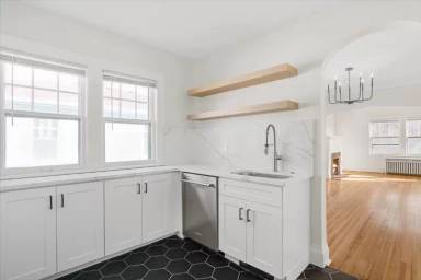 Main picture of 1749 Randolph Ave
