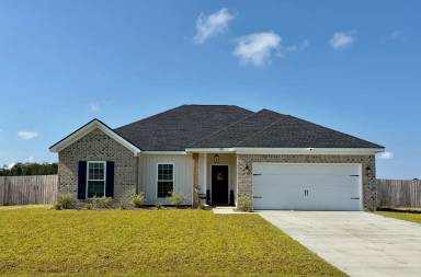 Main picture of 215 Deerfield Dr NE