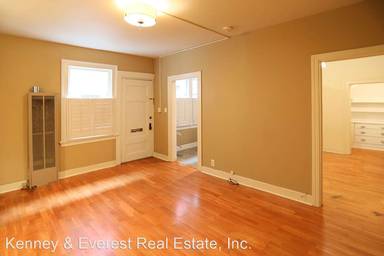 Main picture of 2666 Pine St
