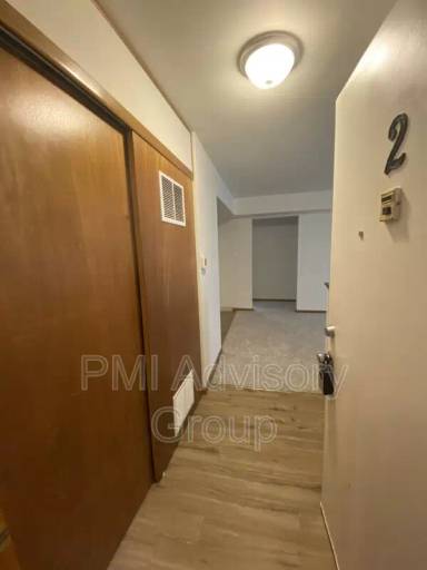 Main picture of 2007 SW Mission Ave