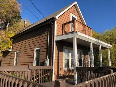 Main picture of 314 N 19th Ave W