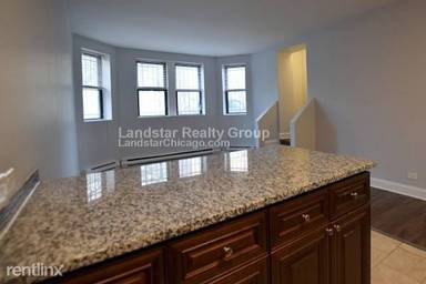 Main picture of 3631 W Dickens Ave