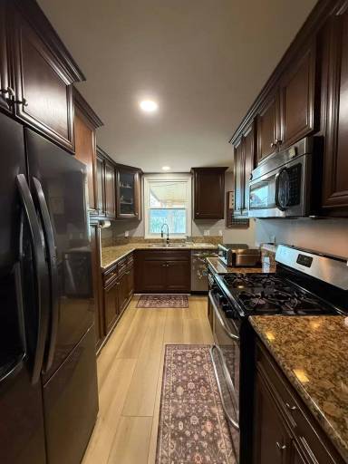 Main picture of 2646 Cochran St