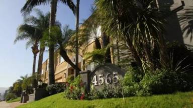 Main picture of 4565 Hazeltine Ave