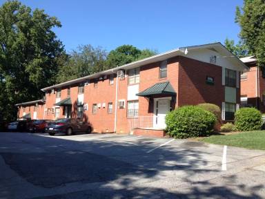 Main picture of 896 Greenwood Ave